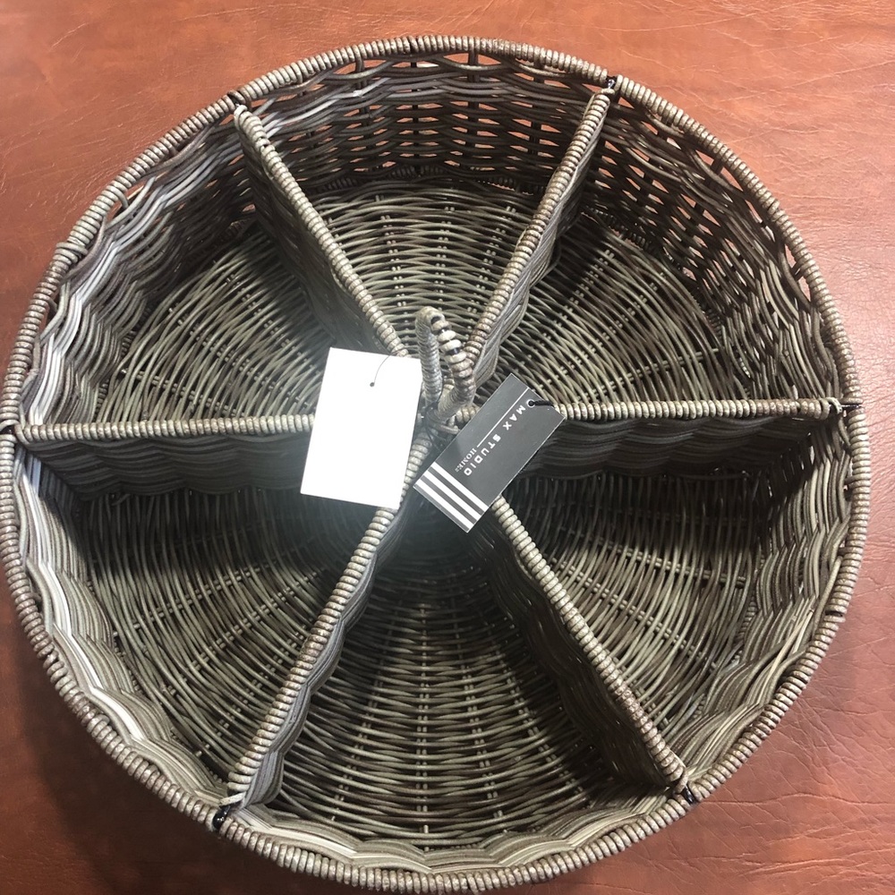 Entertaining Divided Basket by Max Studio Home NWT